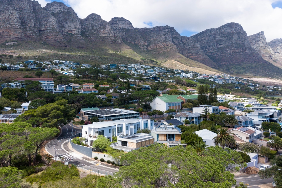 2 Bedroom Property for Sale in Camps Bay Western Cape